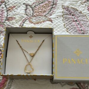 Beautiful new elegant chain with hearts
New